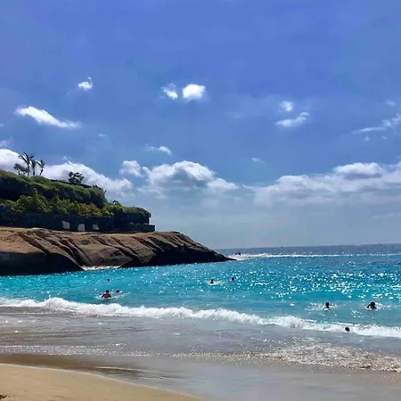 Seaview - Pool, Air Con, Office Ready أذيخي