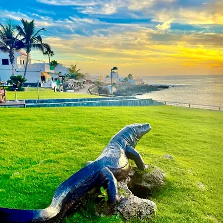 Seaview - Pool, Air Con, Office Ready