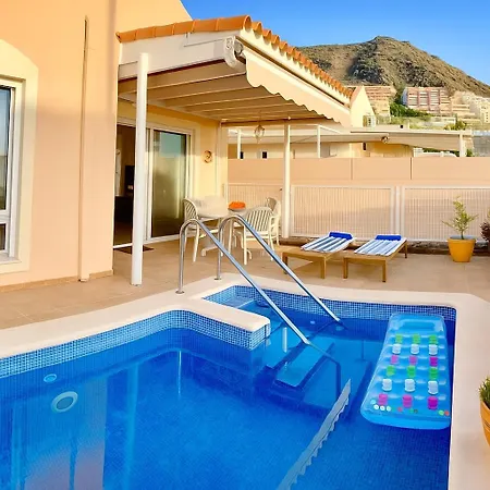 וילה Seaview - Pool, Air Con, Office Ready