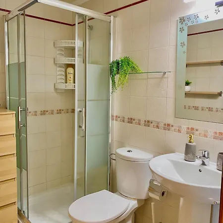 Seaview - Pool, Air Con, Office Ready וילה *