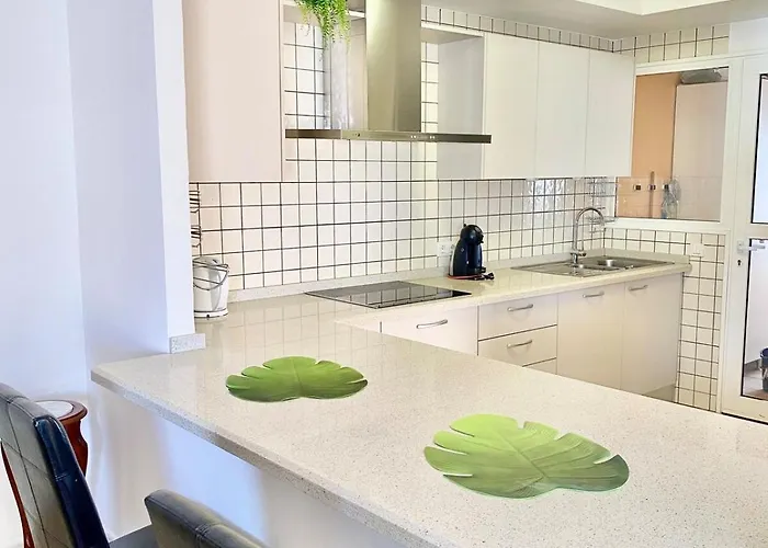 Seaview - Pool, Air Con, Office Ready * Costa Adeje (Tenerife)