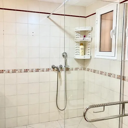 Вилла Seaview - Pool, Air Con, Office Ready Адехе